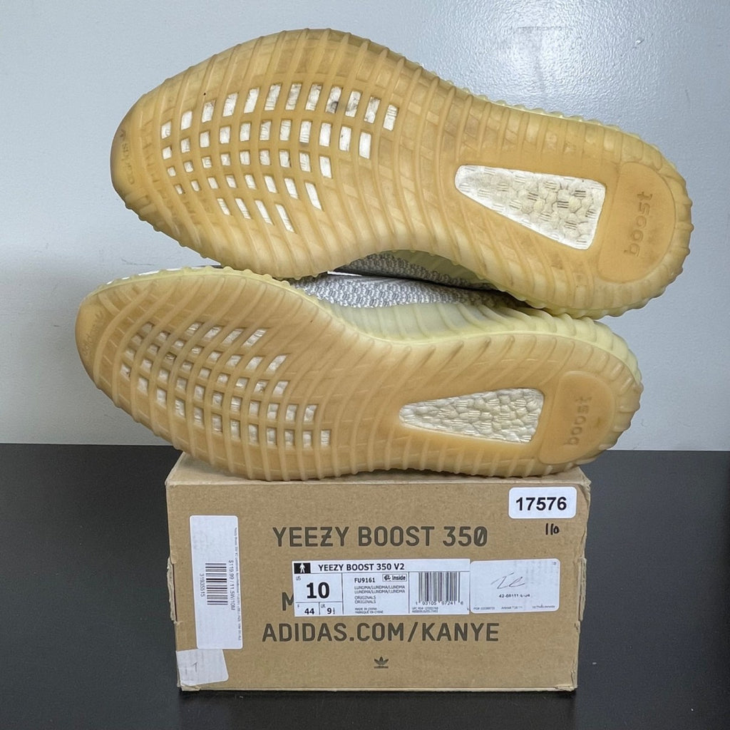 adidas Yeezy Boost 350 V2 Lundmark (Non Reflective) 10 (Moderately Worn Pre-Owned)adidasLundmark/Lundmark/Lundmark - Image 5