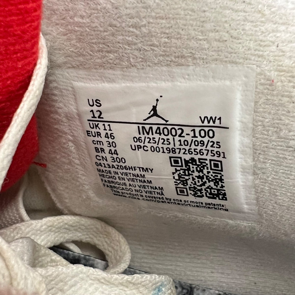 Jordan 4 Retro OG Flight Club 12 (Moderately Worn Pre-Owned)JordanSail/Black/University Red - Image 7