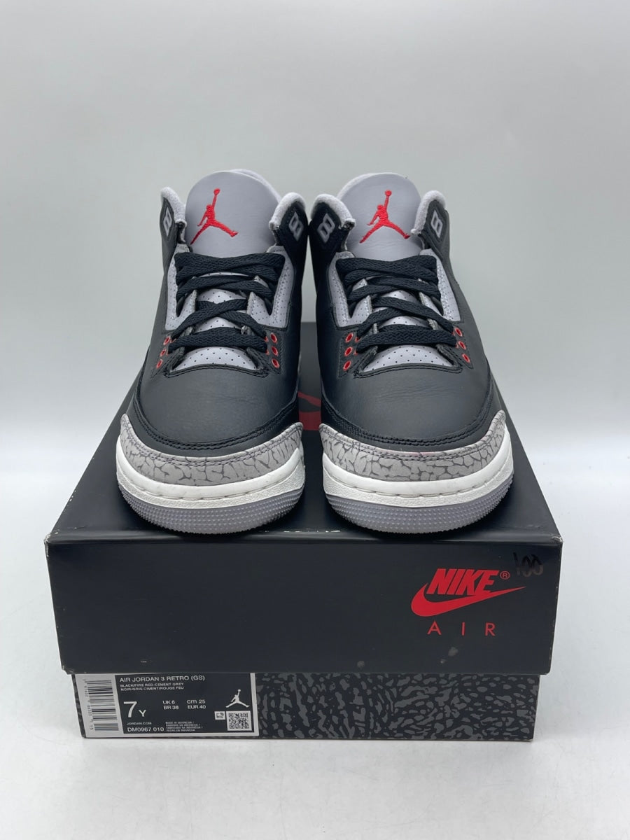 Jordan 3 Retro Black Cement (2024) (GS) 7Y (Moderately Worn Pre-Owned) - Image 2