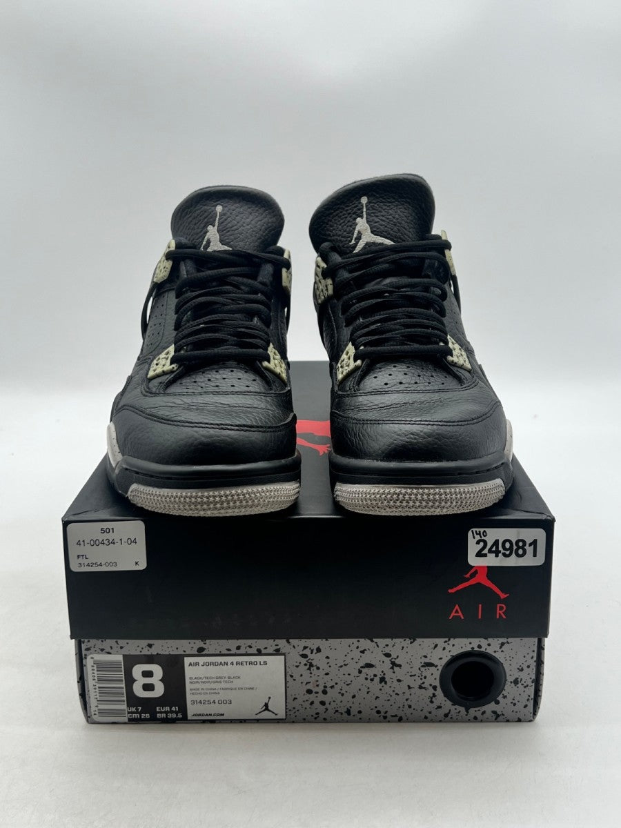 Jordan 4 Retro Oreo (2015) 8 (Lightly Worn Pre-Owned)JordanBlack/Tech Grey-White - Image 2