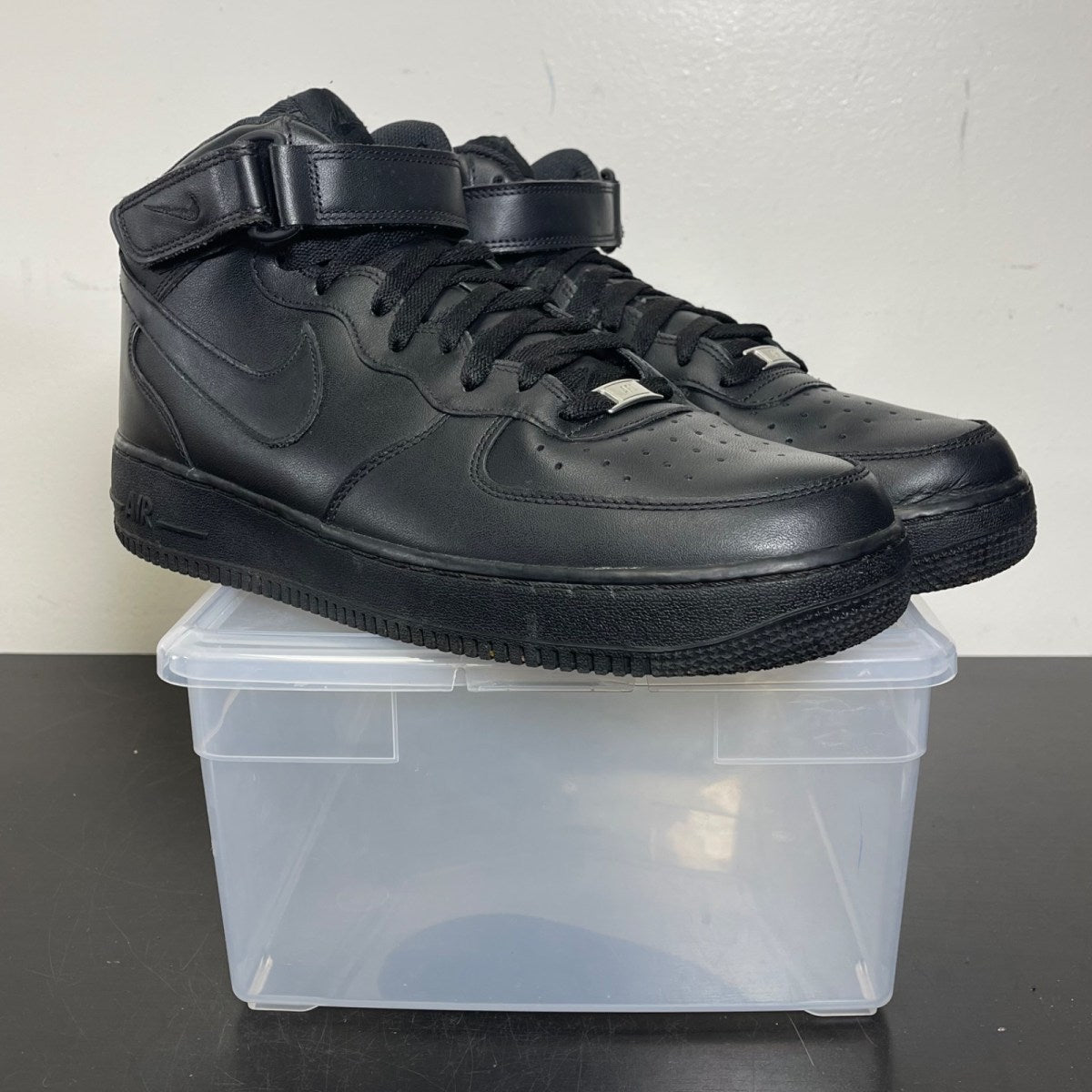 Nike Air Force 1 Mid Black (2016) 12 (Moderately Worn Pre-Owned)NikeBlack/Black - Image 1