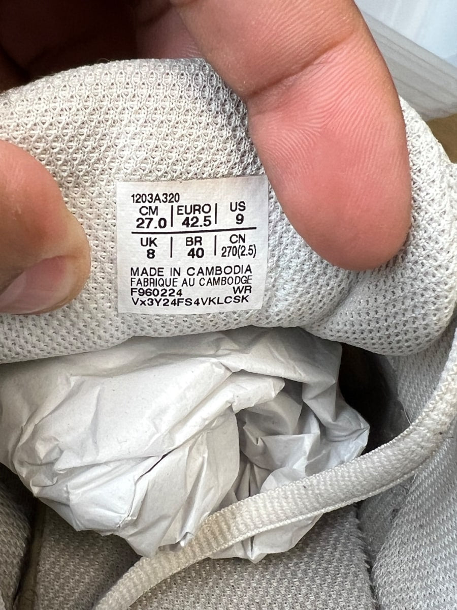 ASICS GT-2160 White Rose Rouge 9 (Moderately Worn Pre-Owned) - Image 9