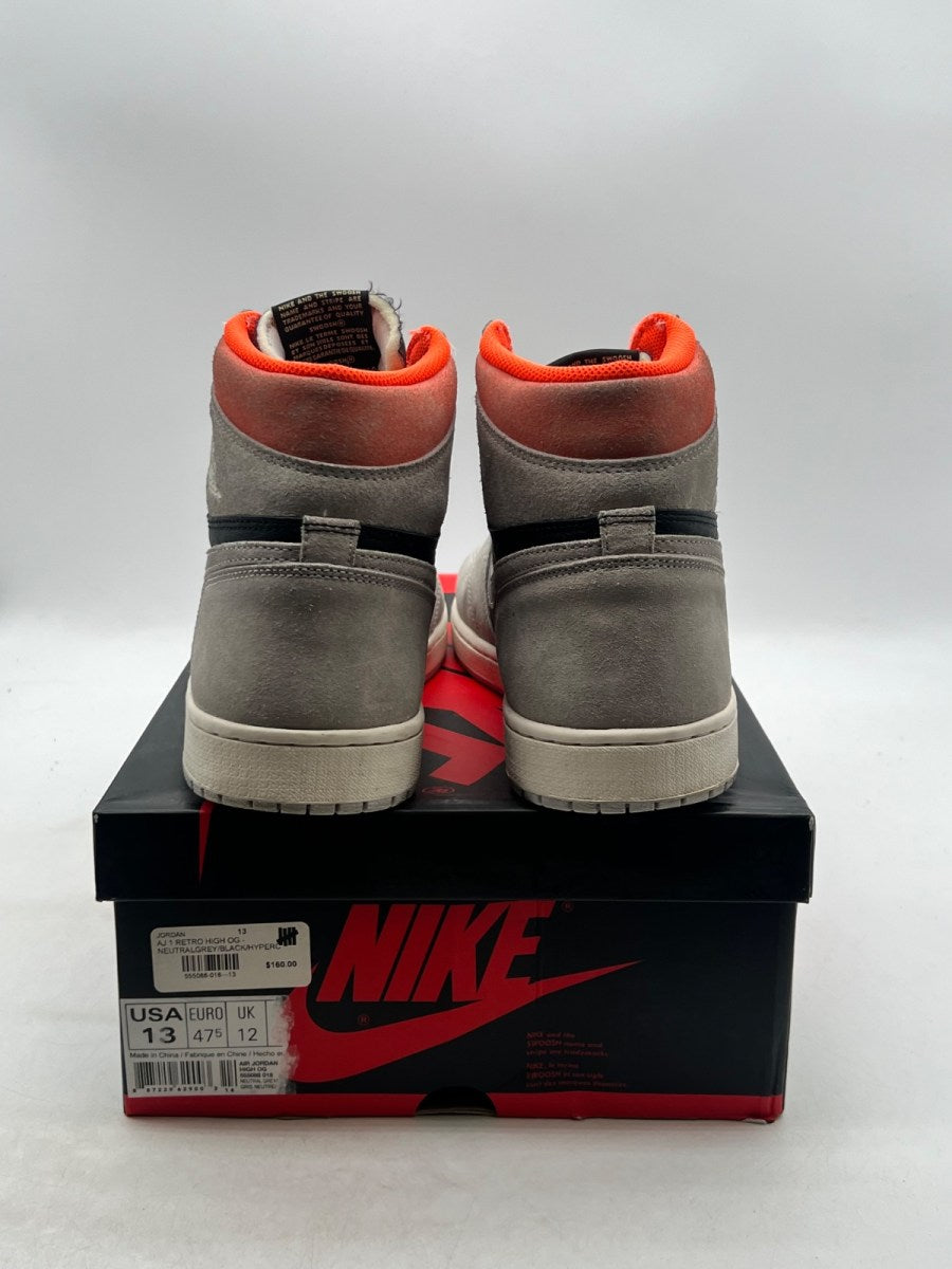 Jordan 1 Retro High Neutral Grey Hyper Crimson 13 (Moderately Worn Pre-Owned) - Image 3