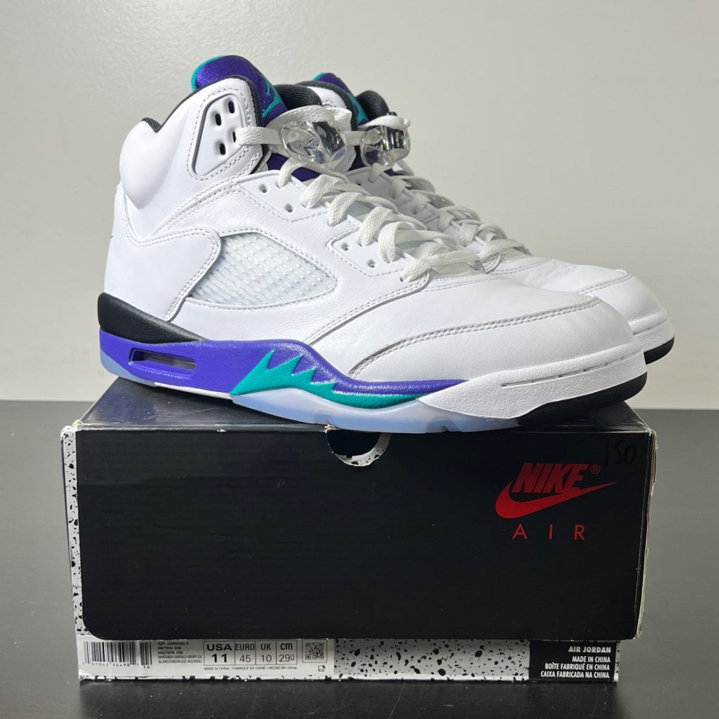 Jordan 5 Retro Grape (2025) 11 (Lightly Worn Pre-Owned)JordanWhite/Grape Ice-New Emerald - Image 1