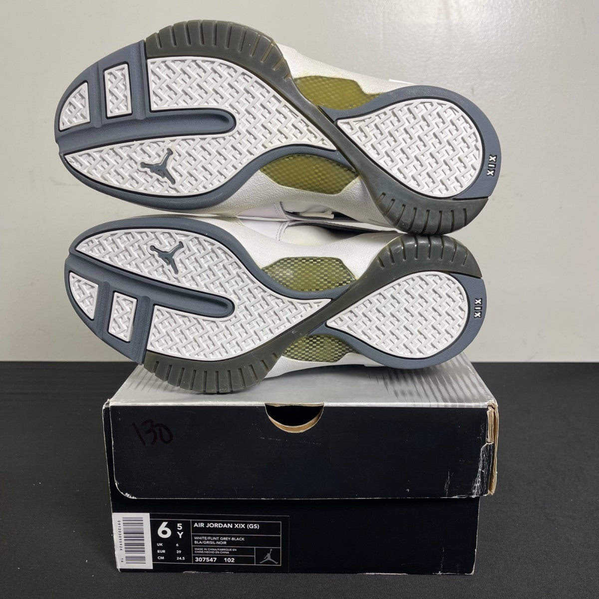 Air Jordan 19 OG GS 'Flint' 2004 (Size 6.5) - Image 5