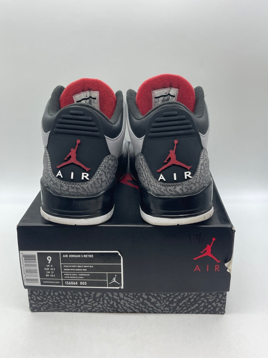 Jordan 3 Retro Stealth 9 (Moderately Worn Pre-Owned)JordanStealth/Varsity Red-Light Graphite-Black - Image 3