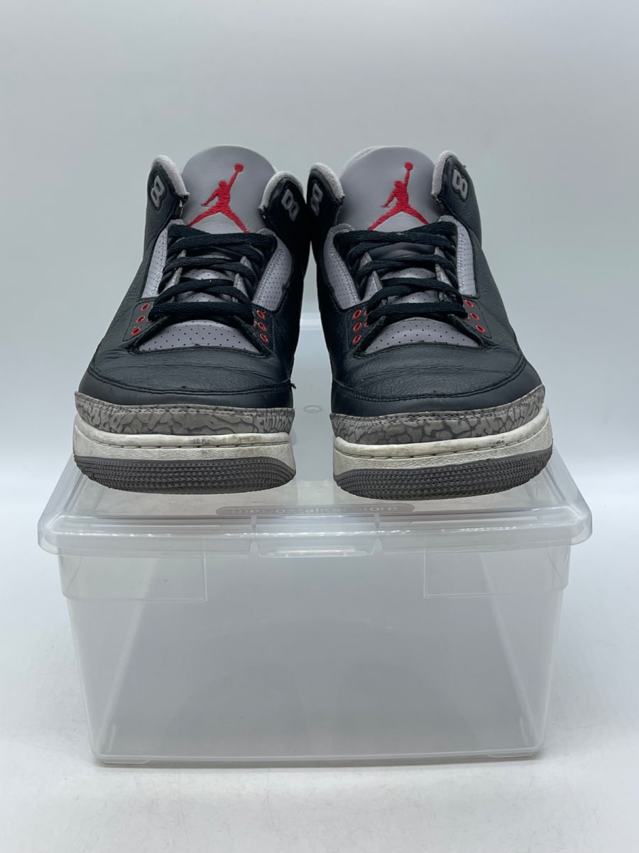 Jordan 3 Retro OG Black Cement (2024) 11 (Moderately Worn Pre-Owned)JordanBlack/Fire Red/Cement Grey/Sail - Image 2