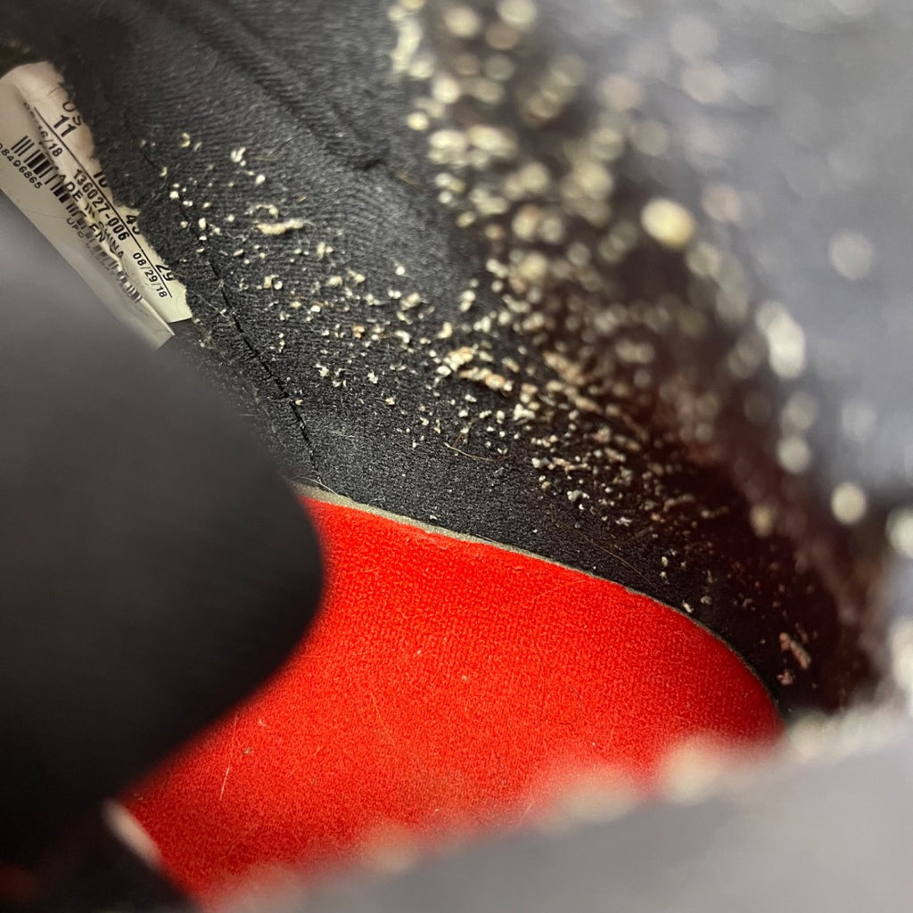 Jordan 5 Retro Satin Bred 11 (Moderately Worn Pre-Owned)JordanBlack/University Red - Image 6