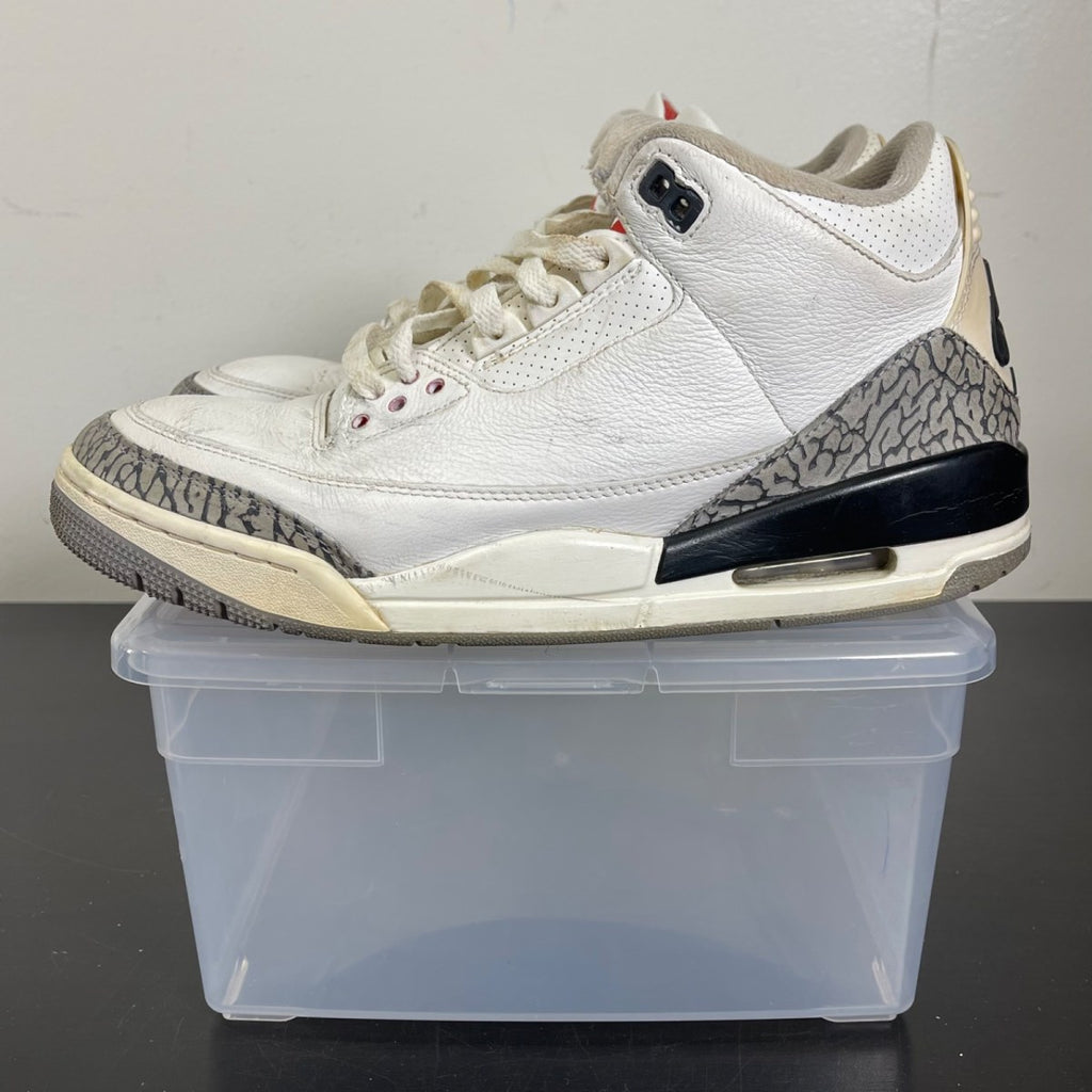 Jordan 3 Retro White Cement Reimagined 9 (Moderately Worn Pre-Owned)JordanSummit White/Fire Red/Black/Cement Grey - Image 3