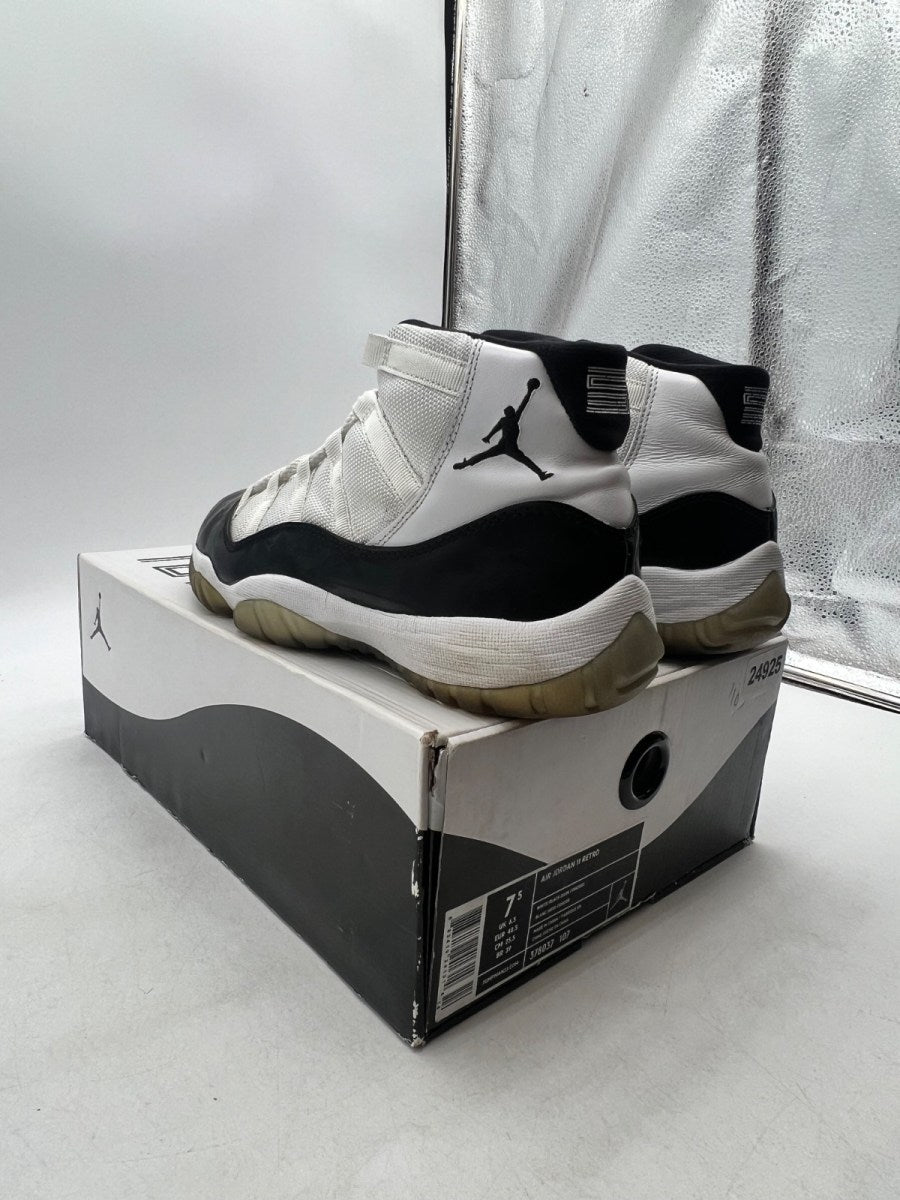 Jordan 11 Retro Concord (2011) 7.5 (Heavily Worn Pre-Owned)JordanWhite/Black-Dark Concord - Image 4
