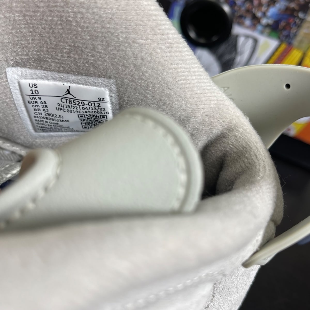 Jordan 6 Retro Georgetown (2022) 10 (Moderately Worn Pre-Owned)JordanMagnet/College Navy - Image 6