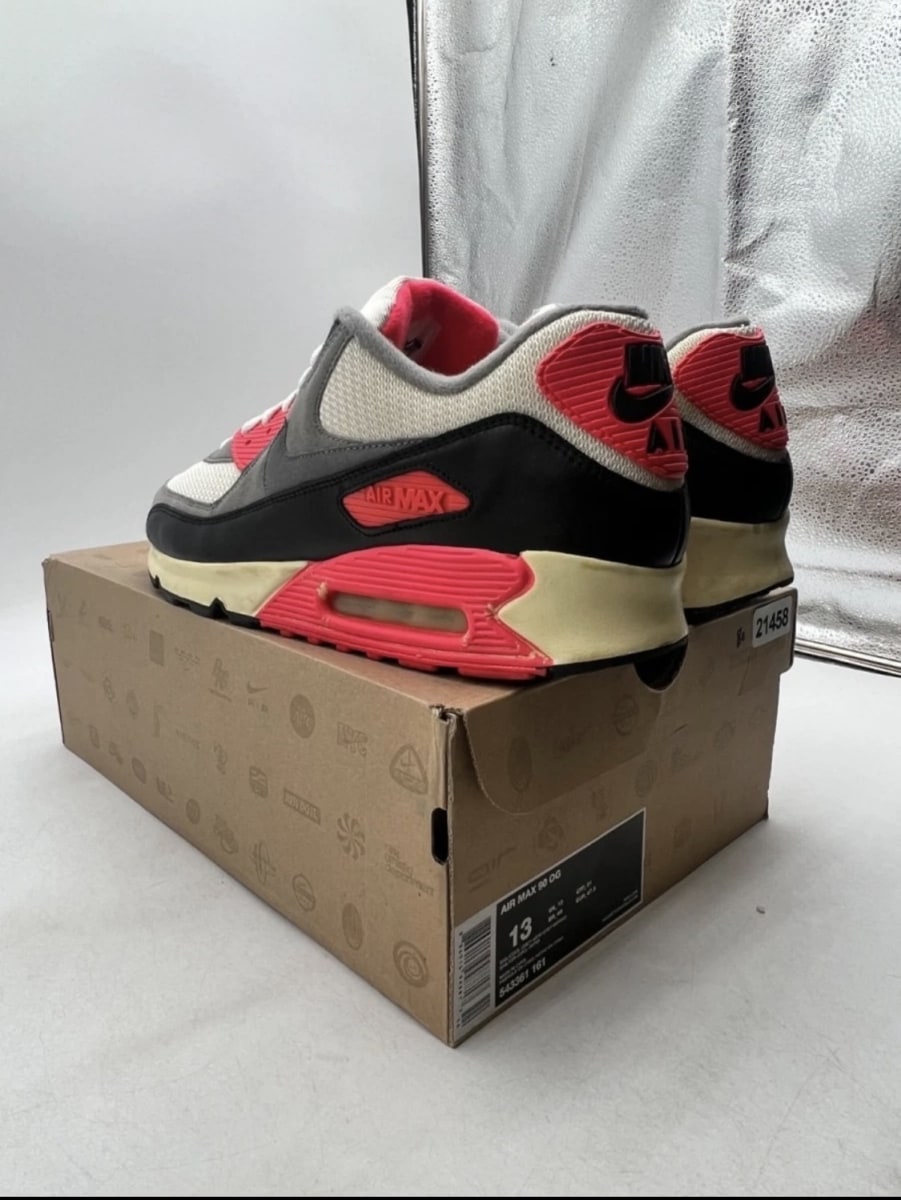 Nike Air Max 90 Infrared Vintage (2013) 13 (Moderately Worn Pre-Owned)NikeSail/Cool Grey-Medium Grey-Infrared - Image 4