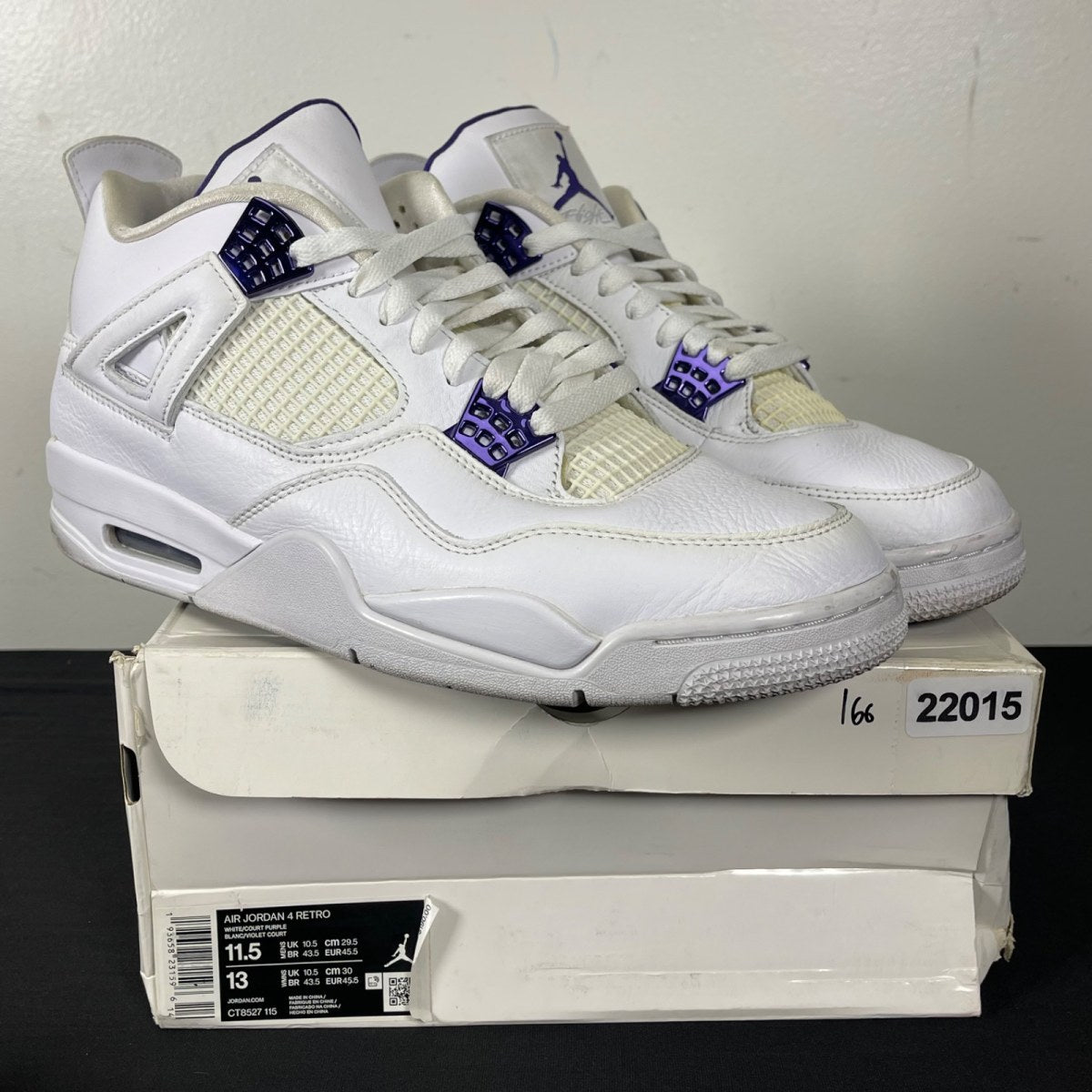 Jordan 4 Retro Metallic Purple 11.5 (Moderately Worn Pre-Owned)JordanWhite/Metallic Silver-Court Purple - Image 1