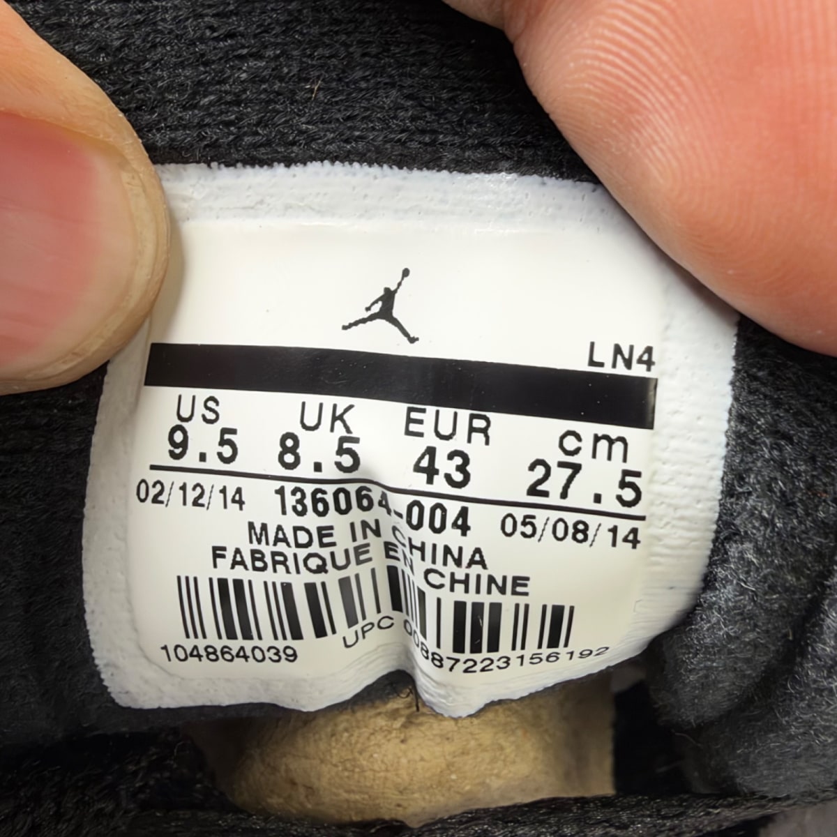 Jordan 3 Retro Wolf Grey (Size 9.5) - aux