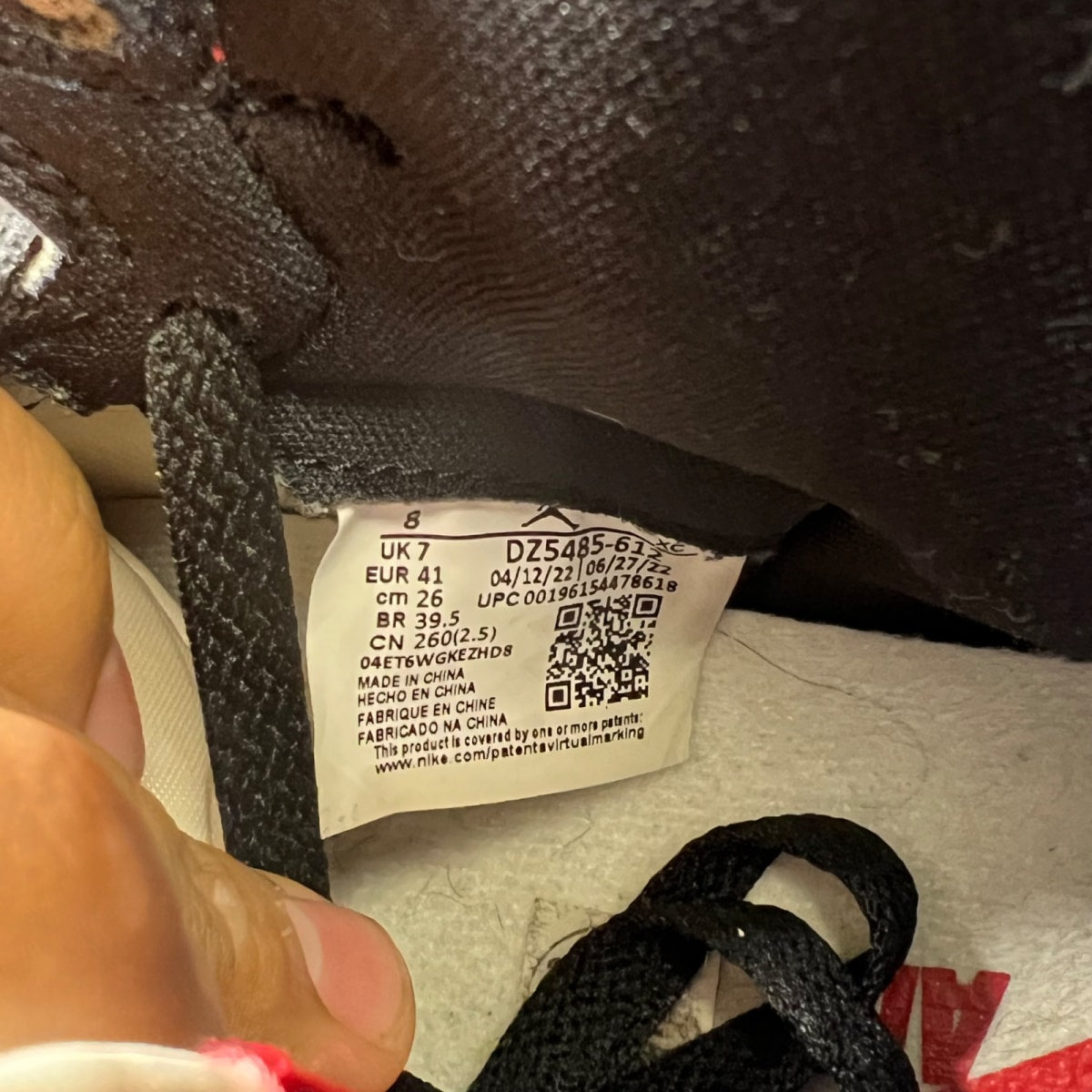 Jordan 1 Retro High OG Chicago Lost and Found 8 (Lightly Worn Pre-Owned)JordanVarsity Red/Black-Sail-Muslin - Image 7