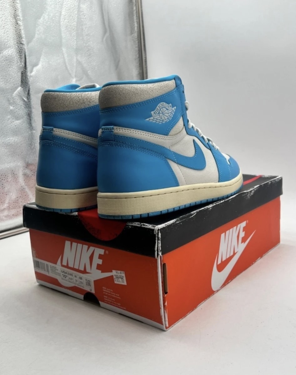 Jordan 1 Retro High OG UNC Reimagined 10.5 (Lightly Worn Pre-Owned)JordanDark Powder Blue/Dark Powder Blue-Sail - Image 4