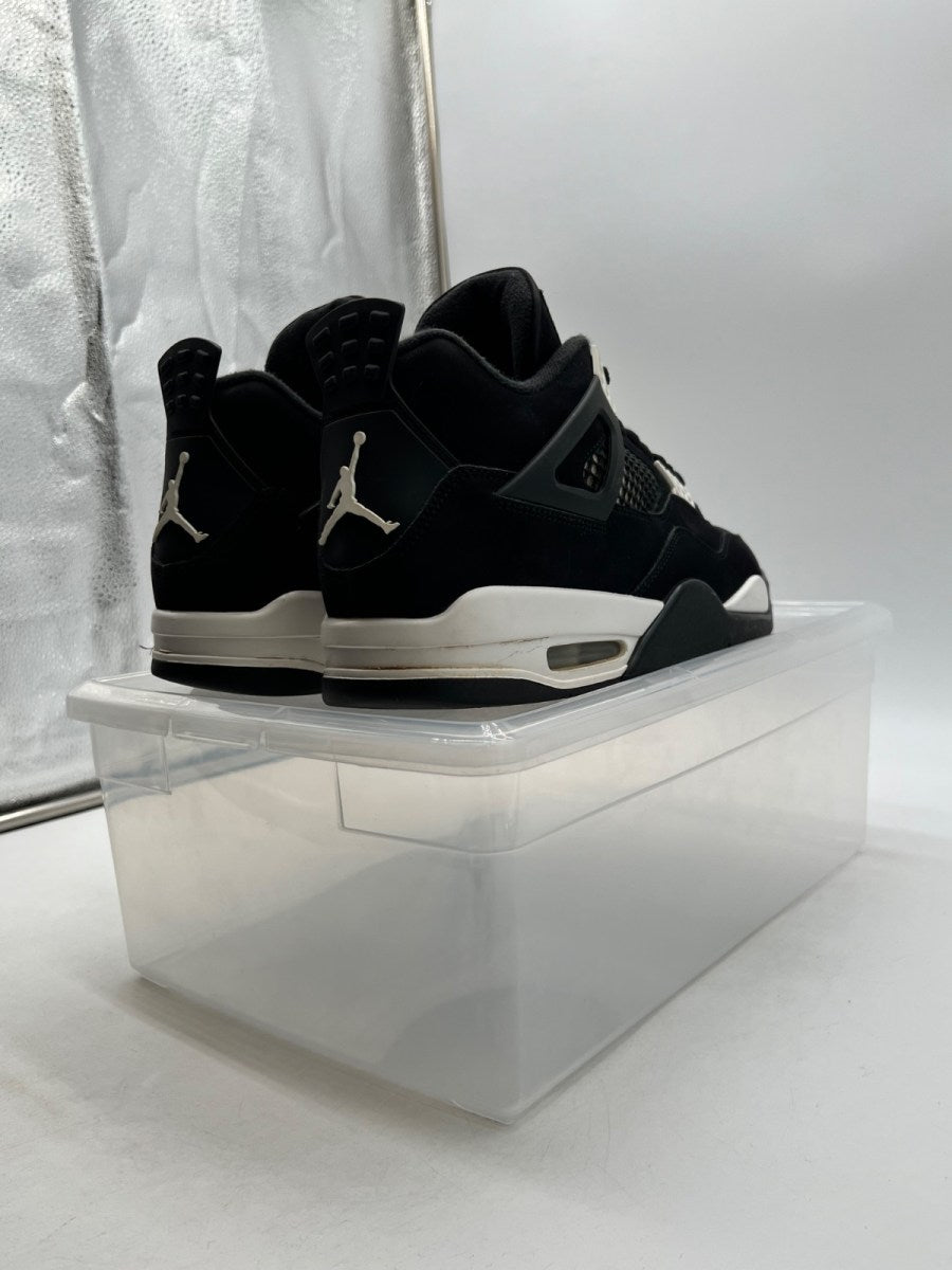 Jordan 4 Retro White Thunder 10 (Moderately Worn Pre-Owned)JordanBlack/White/Black - Image 3