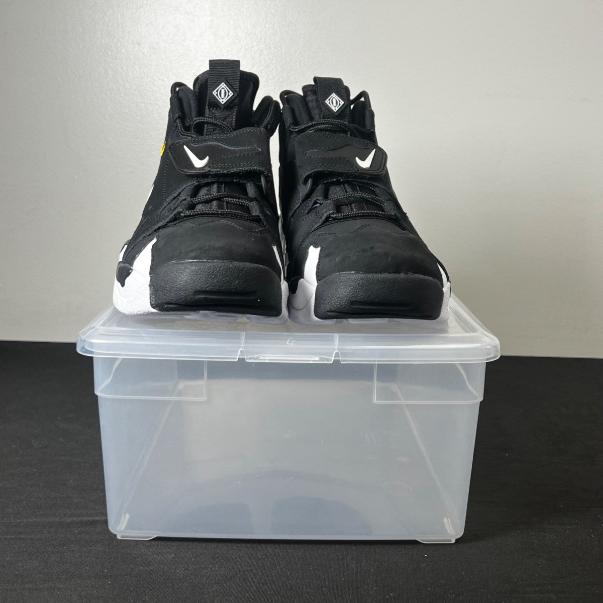 Nike Air Diamond Turf Max '96 Black Varsity Maize 9.5 (New Pre-Owned)NikeBlack/Varsity Maize-White - Image 2