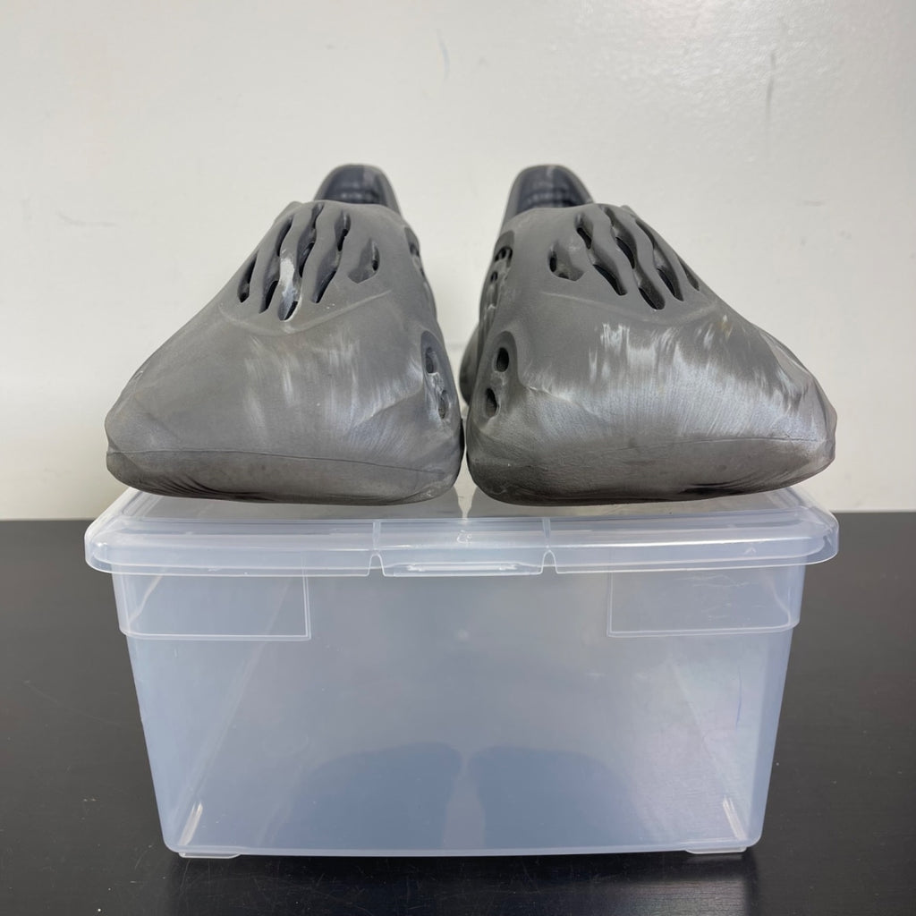 adidas Yeezy Foam RNR MX Granite 10 (Moderately Worn Pre-Owned)adidasAntoca/MX Granite/MX Granite - Image 2