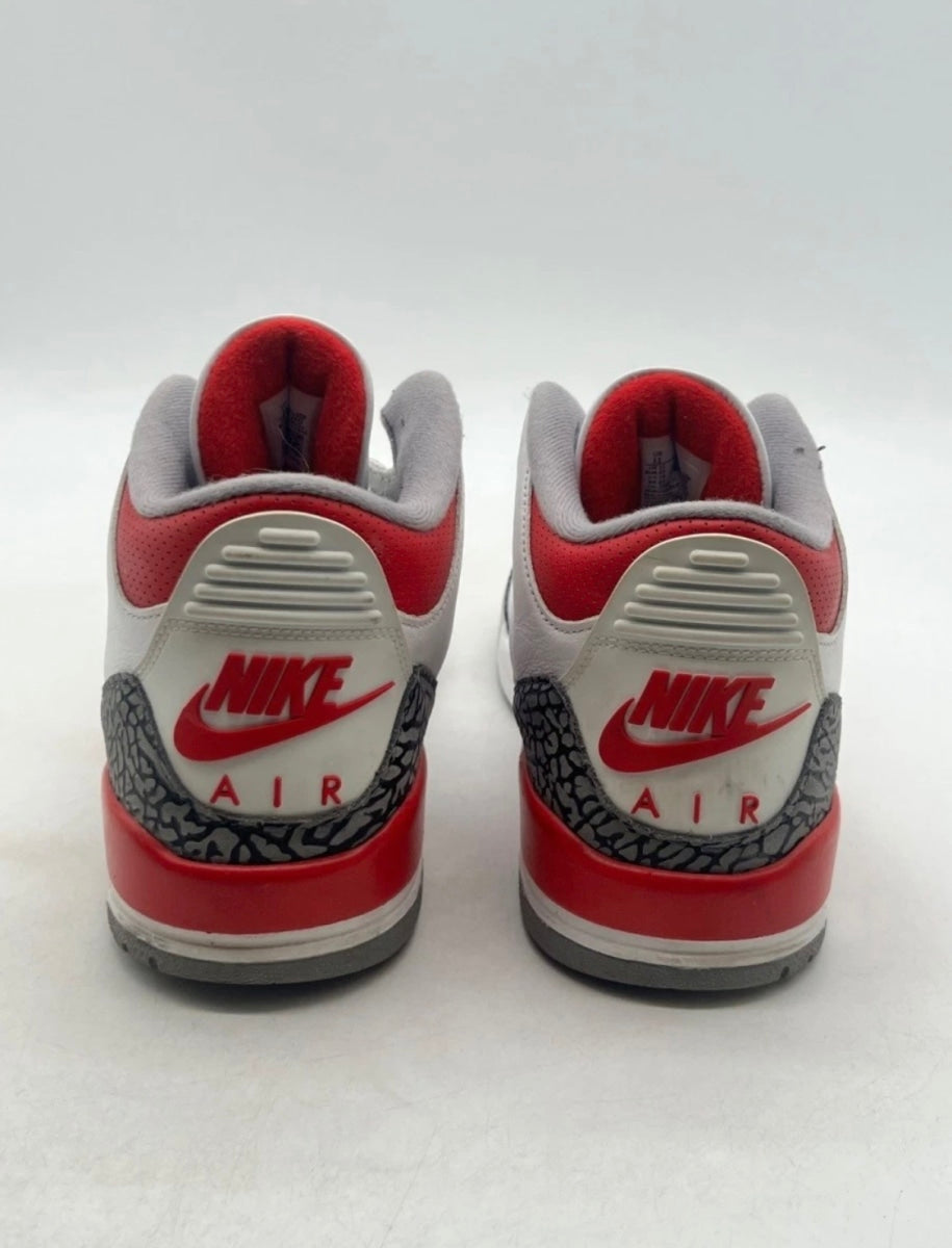 Jordan 3 Retro Fire Red (2022) 11 (Moderately Worn Pre-Owned)JordanWhite/Fire Red/Cement Grey/Black - Image 3