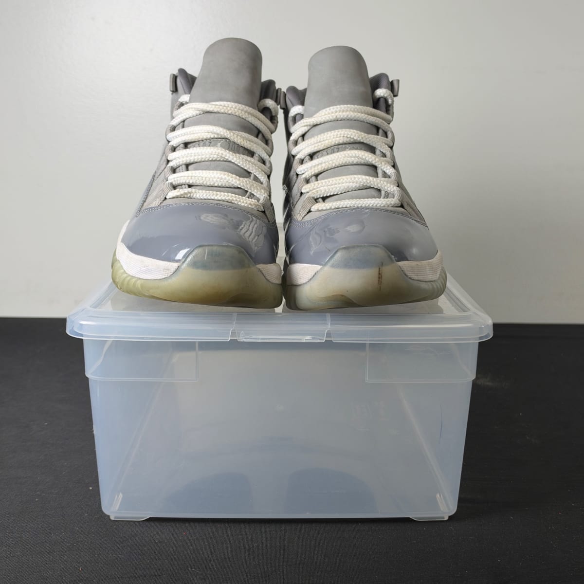 Jordan 11 Retro Cool Grey (2021) (Size 9.5) - aux