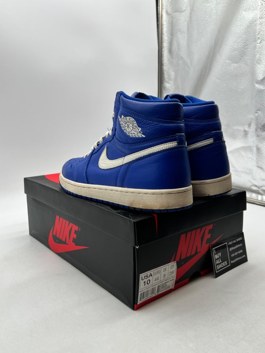 Jordan 1 Retro High Hyper Royal 10 (Moderately Worn Pre-Owned) - Image 4