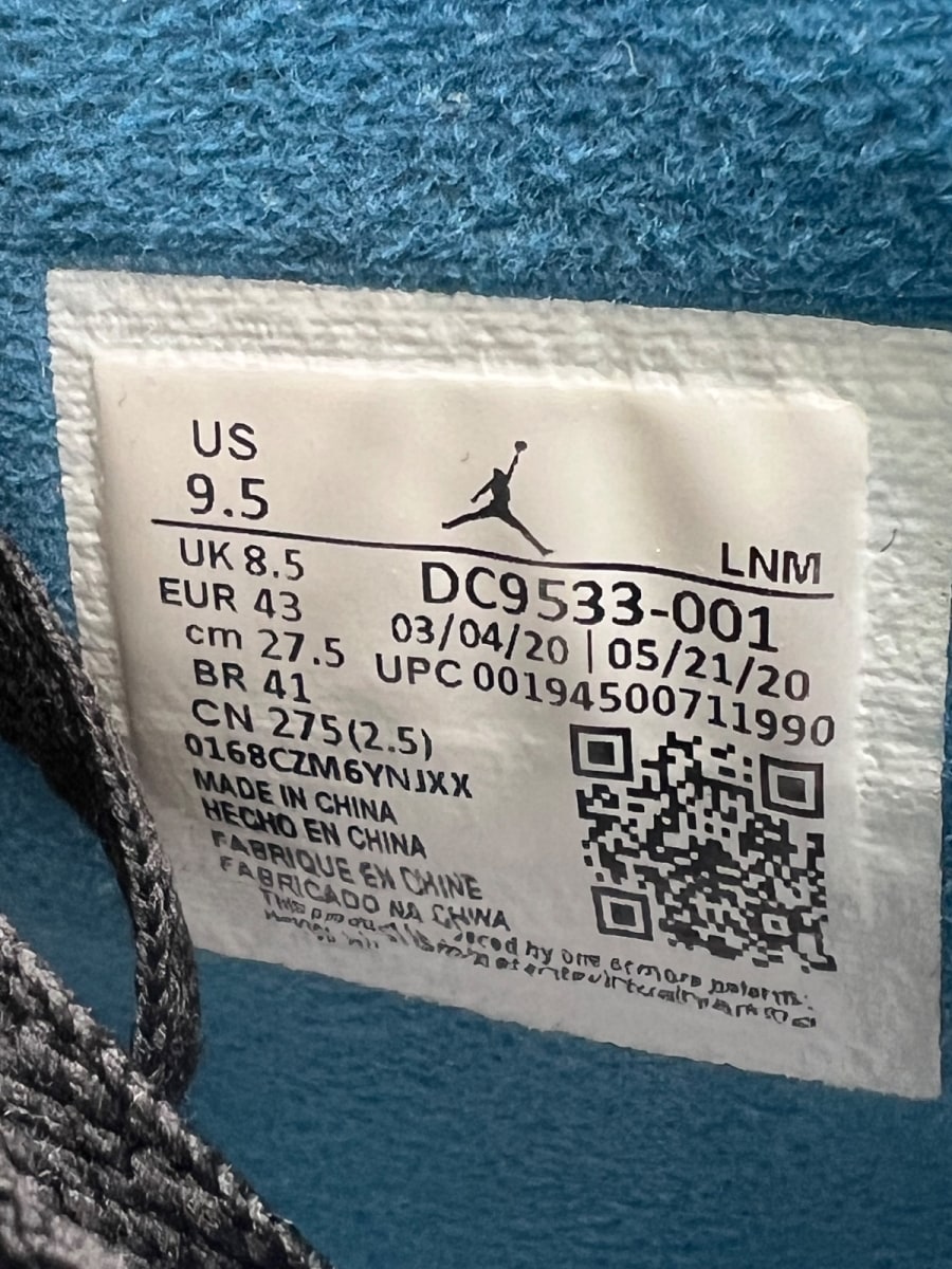 Jordan 4 Retro Union Off Noir 9.5 (Lightly Worn Pre-Owned) - Image 9