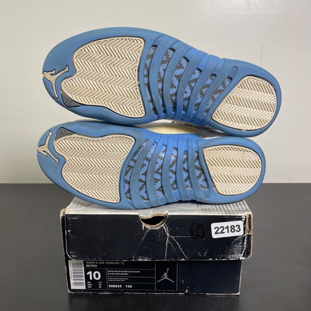 Jordan 12 Retro White University Blue (2004) (Women's) 10W (Moderately Worn Pre-Owned)JordanWhite/University Blue-Metallic Silver - Image 5