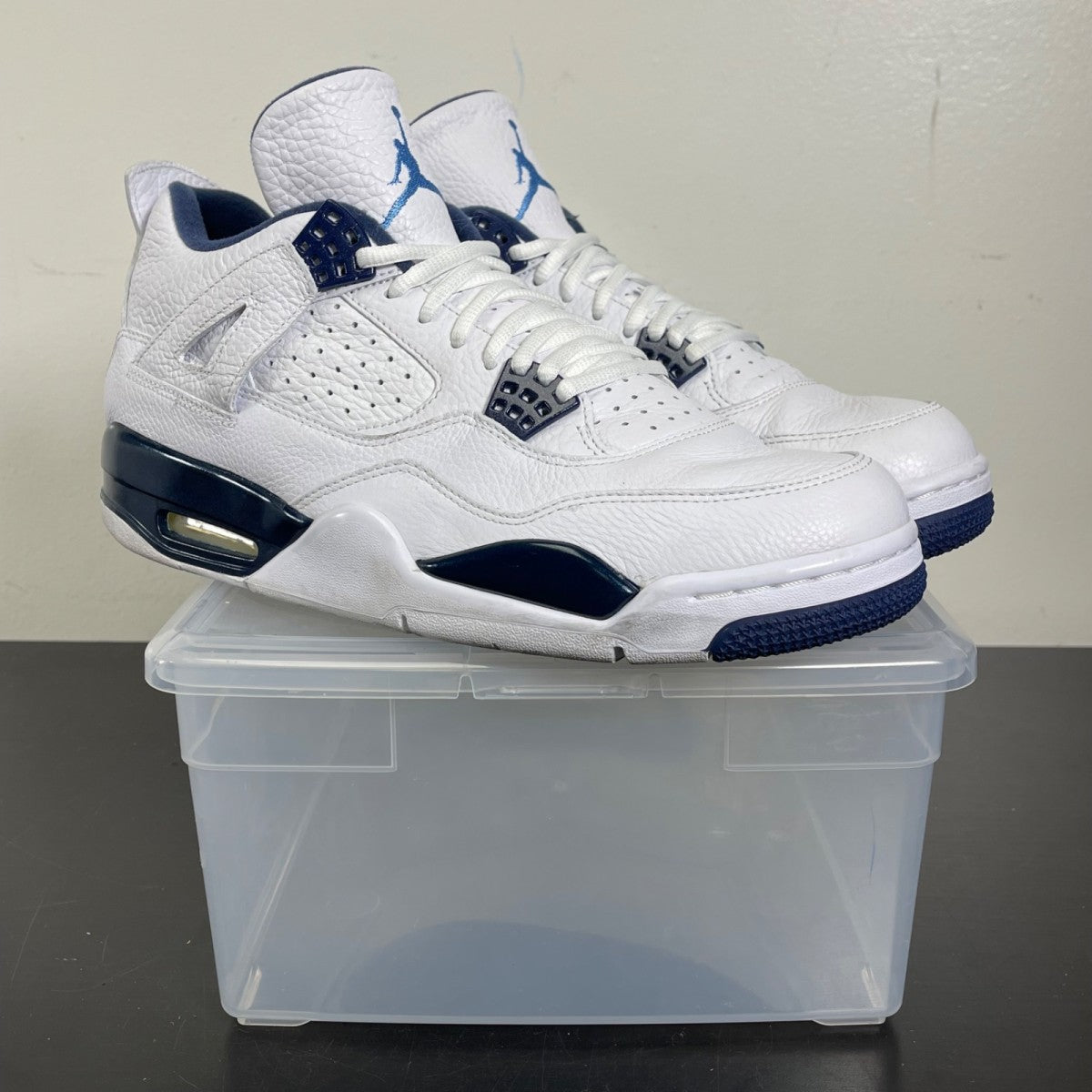 Jordan 4 Retro Columbia (2015) 10 (Moderately Worn Pre-Owned)JordanWhite/Legend Blue-Midnight Navy - Image 1