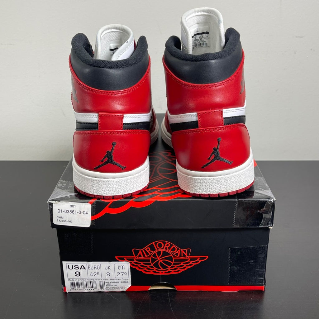 Jordan 1 Retro Chicago (2013) 9 (Moderately Worn Pre-Owned)JordanWhite/Varsity Red-Black - Image 4