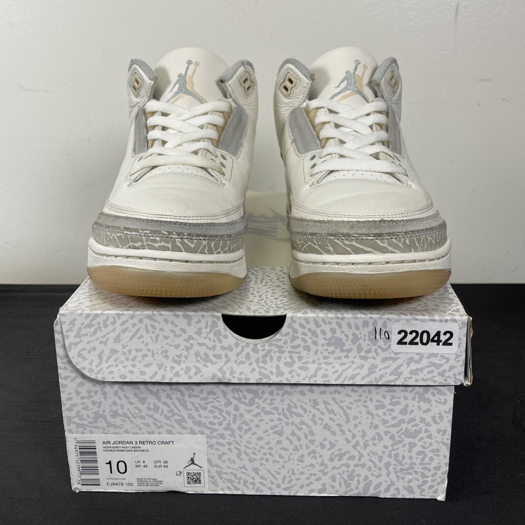 Jordan 3 Retro Craft Ivory 10 (Moderately Worn Pre-Owned)JordanIvory/Grey Mist/Cream - Image 2