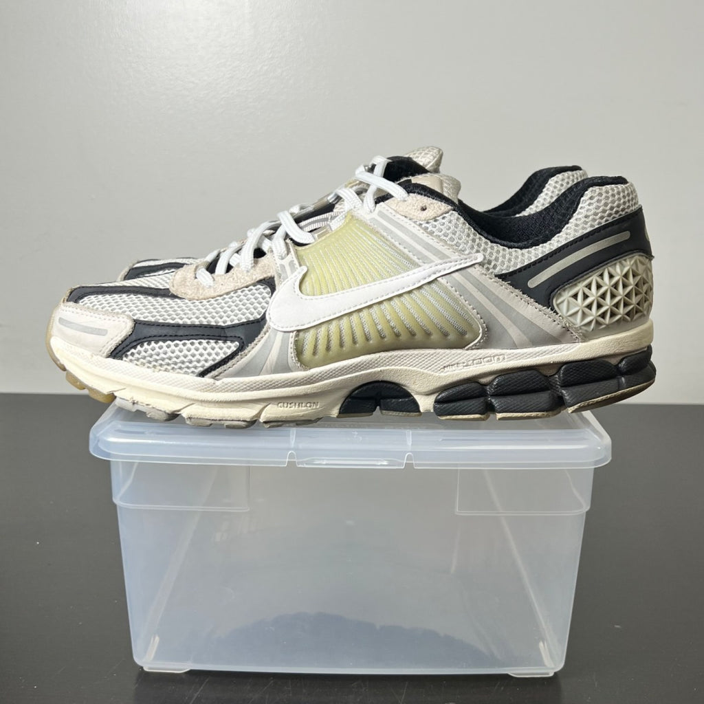 Nike Zoom Vomero 5 Supersonic Light Bone Black 12 (Lightly Worn Pre-Owned)NikeWhite/Igloo/Black/Neutral Grey - Image 3