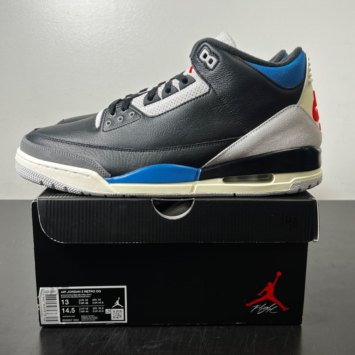 Jordan 3 Retro OG Rare Air 13 (Lightly Worn Pre-Owned)JordanBlack/Chile Red/Neutral Grey/Military Blue/Coconut Milk - Image 3