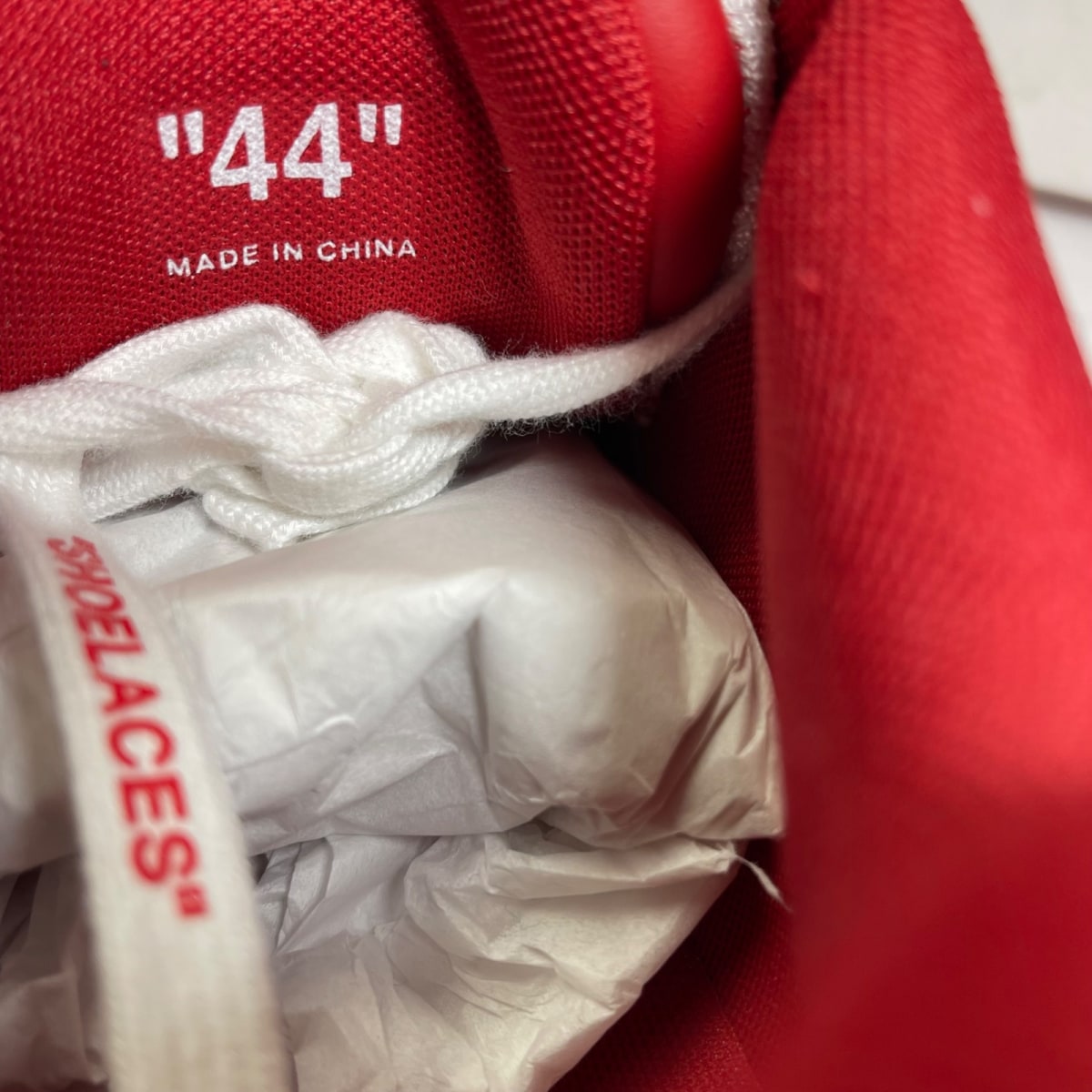 OFF-WHITE Out Of Office Red White 44 (New Pre-Owned)OFF-WHITERed/White - Image 6