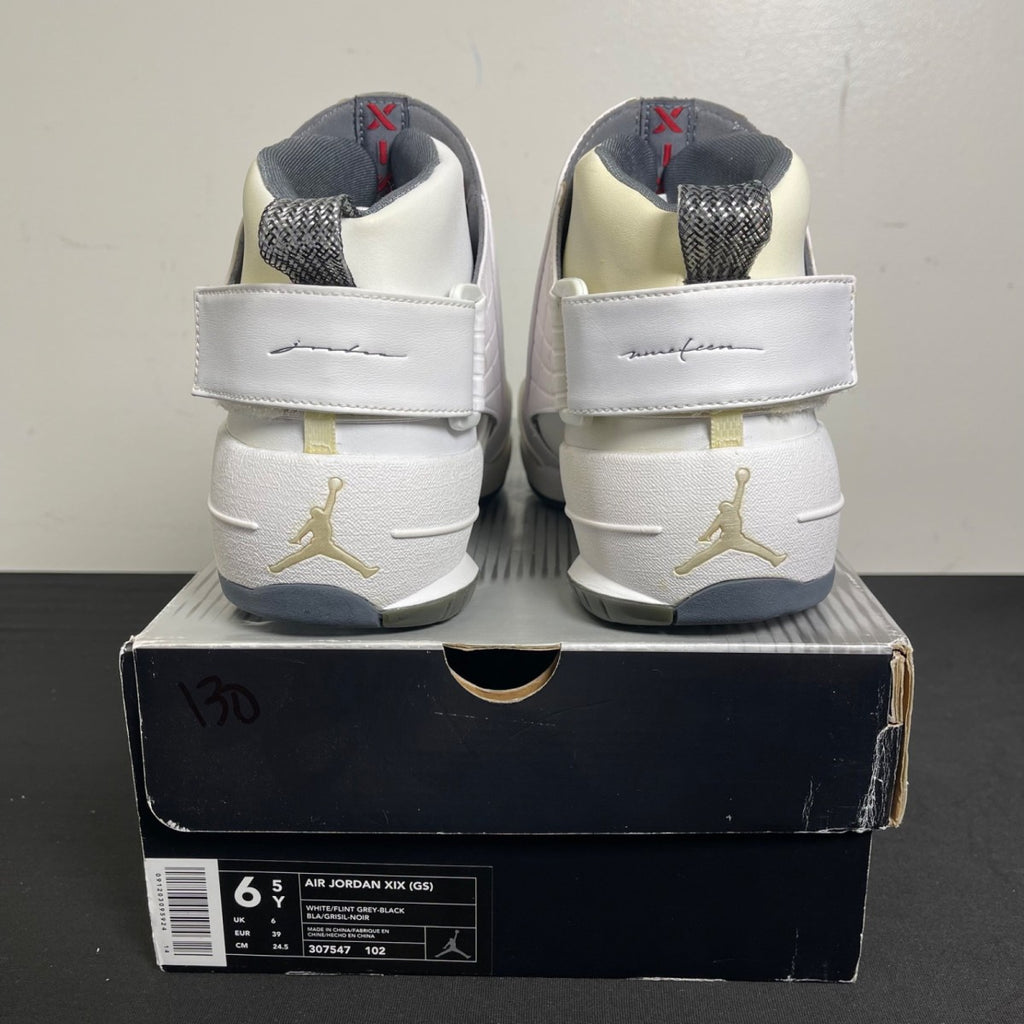Air Jordan 19 OG GS 'Flint' 2004 (Size 6.5) - Image 4