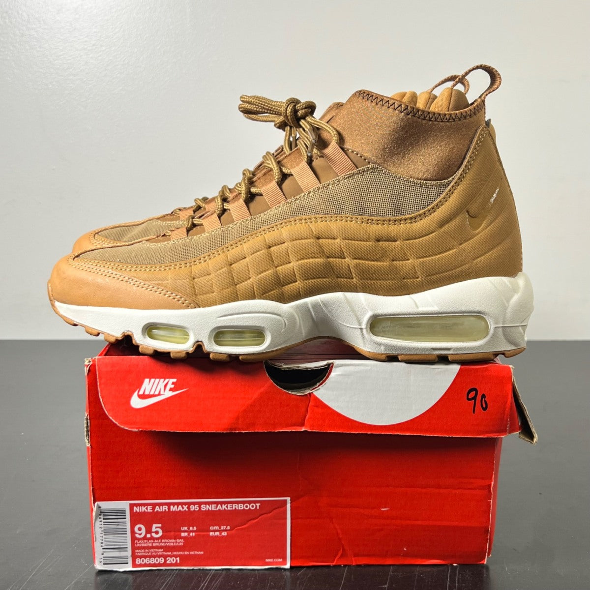 Nike Air Max 95 Sneakerboot Flax (2017) 9.5 (Lightly Worn Pre-Owned)NikeFlax/Flax-Ale Brown-Sail - Image 3