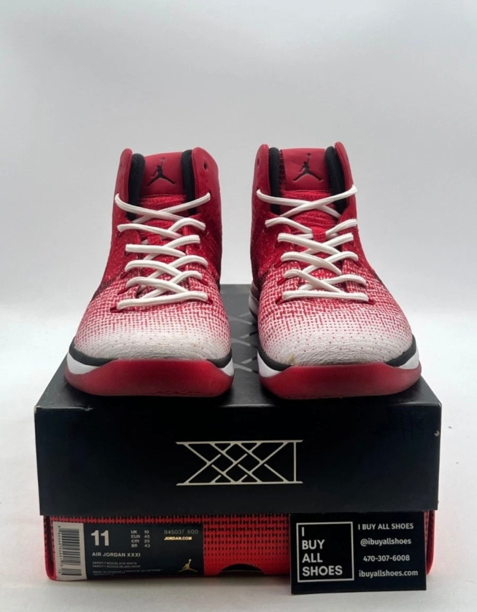 Jordan XXX1 Chicago 11 (Lightly Worn Pre-Owned)JordanUniversity Red/Black-White - Image 2