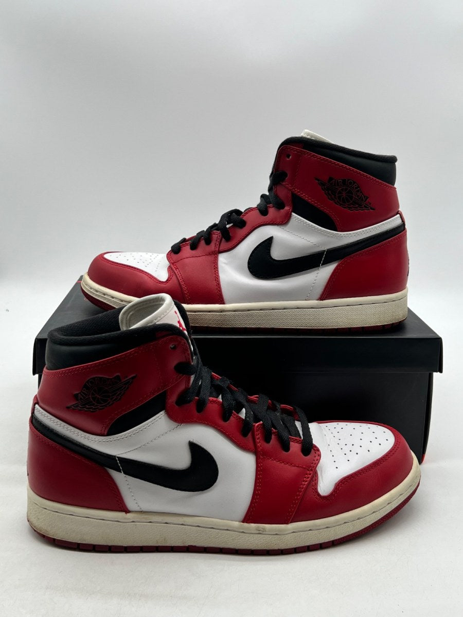 Jordan 1 Retro Chicago (2013) 9.5 (Moderately Worn Pre-Owned)JordanWhite/Varsity Red-Black - Image 1