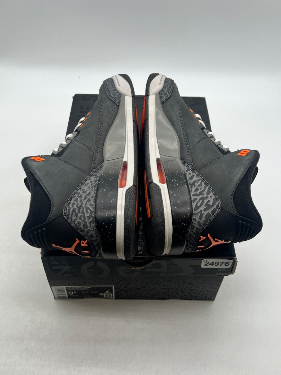 Jordan 3 Retro Fear Pack (2023) 9.5 (Lightly Worn Pre-Owned)JordanNight Stadium/Total Orange-Black-Flat Pewter-Neutral Grey - Image 9