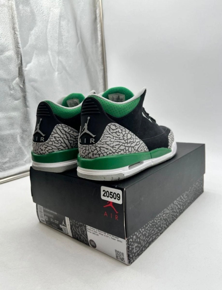 Jordan 3 Retro Pine Green (GS) 6.5Y (Lightly Worn Pre-Owned)JordanBlack/Silver/White/Pine Green - Image 5