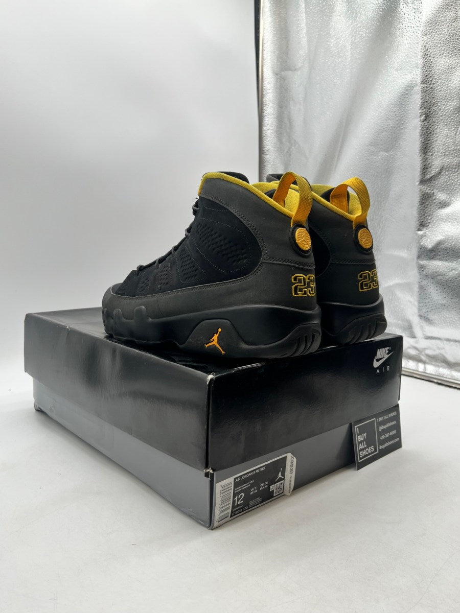 Jordan 12 Retro FIBA (2019) 12 (Moderately Worn Pre-Owned) - Image 4