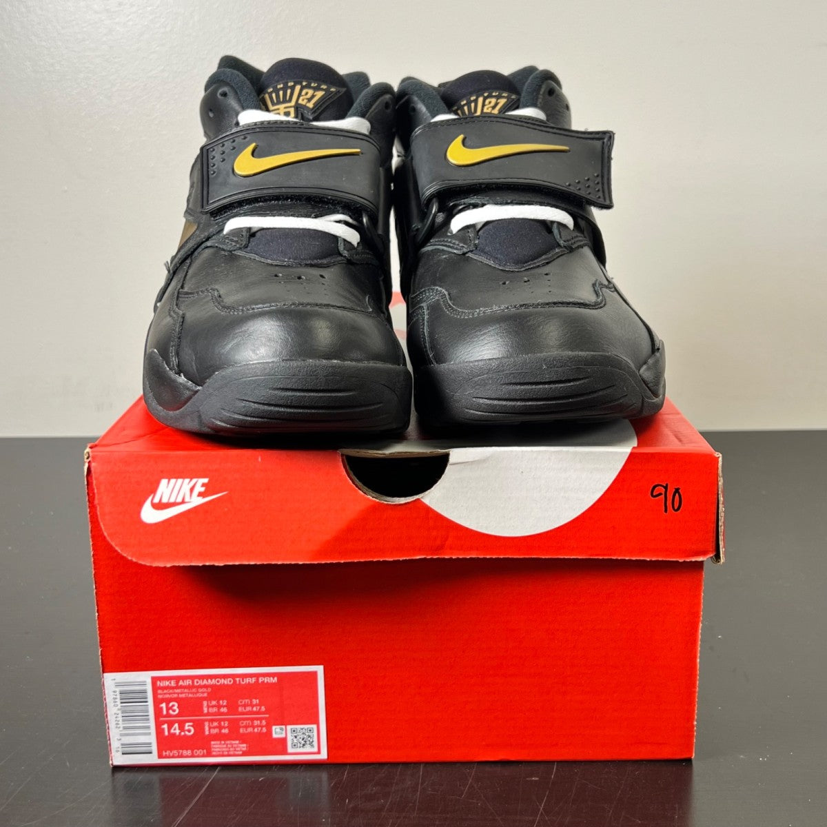 Nike Air Diamond Turf Signing Day 13 (Lightly Worn Pre-Owned)NikeBlack/Metallic Gold - Image 2