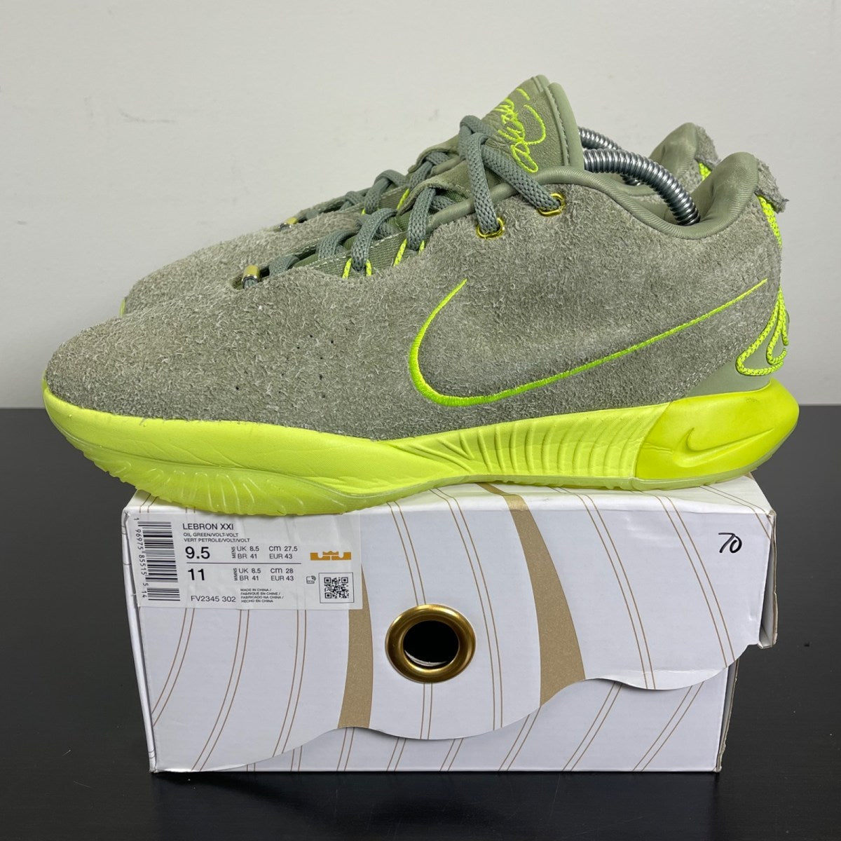Nike LeBron 21 'Algae' 9.5 (Moderately Worn Pre-Owned)Nike - Image 3