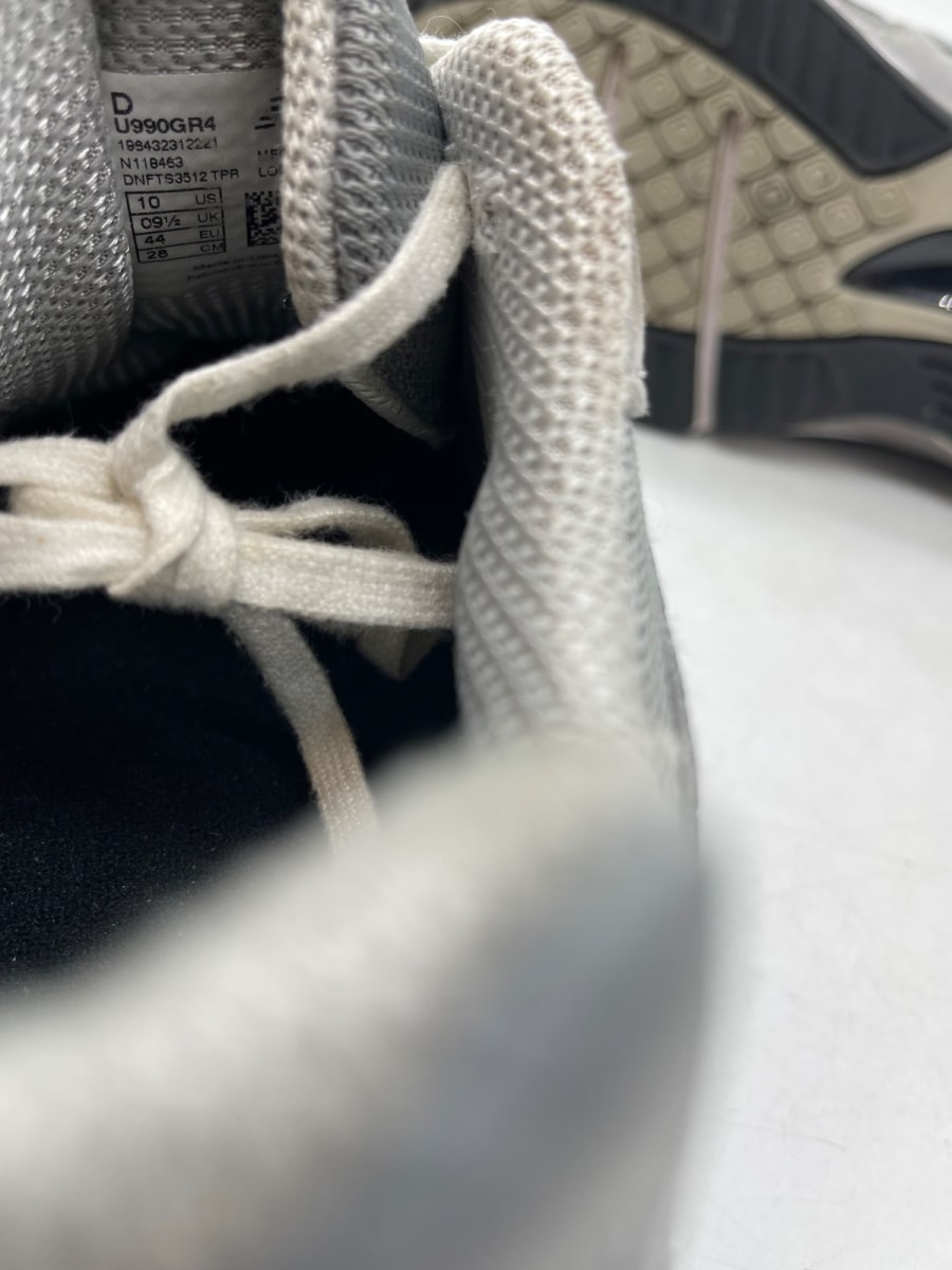 New Balance 990v4 MiUSA Grey Silver 10 (Moderately Worn Pre-Owned) - Image 8