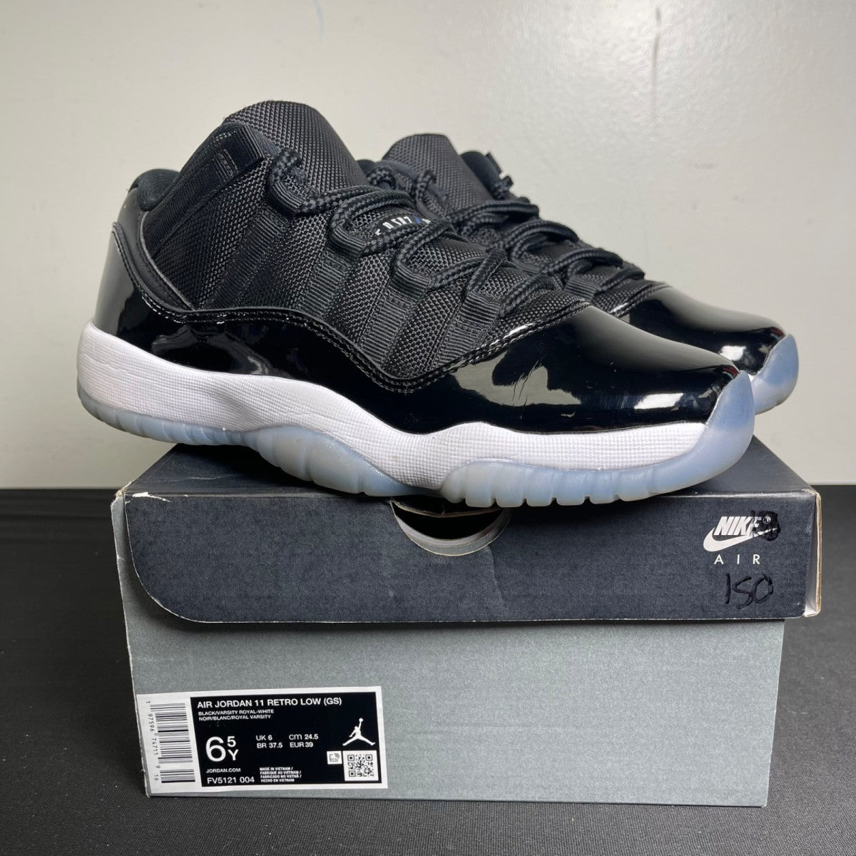 Jordan 11 Retro Low Space Jam (GS) (Size 6.5Y) - Image 1