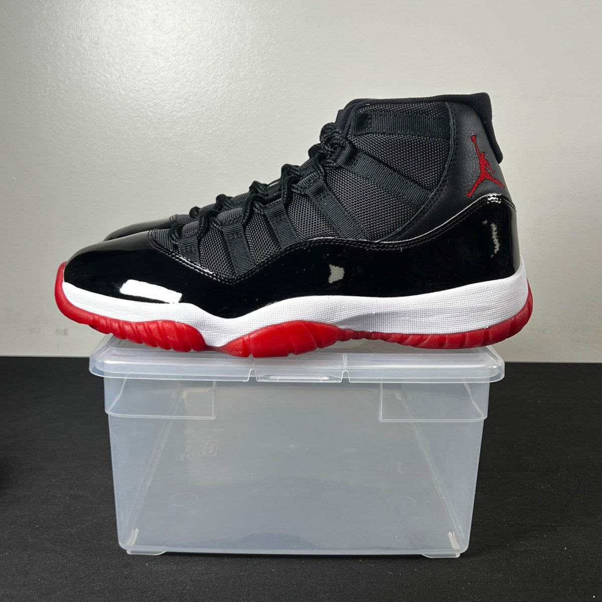 Jordan 11 Retro Playoffs Bred (2019) 10 (New Pre-Owned)JordanBlack/White-Varsity Red - Image 3