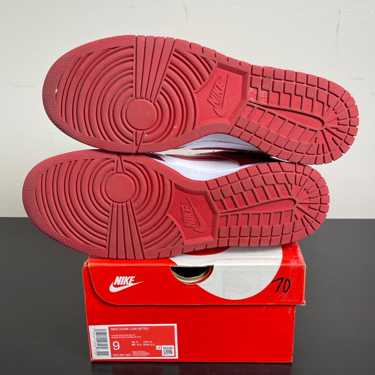 Nike Dunk Low USC 9 (Moderately Worn Pre-Owned)NikeWhite/Gym Red-Yellow - Image 5