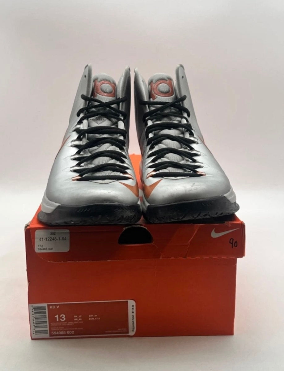 Nike KD 5 Texas 13 (Moderately Worn Pre-Owned)NikeMetallic Silver/Desert Orange-Sport Grey - Image 2