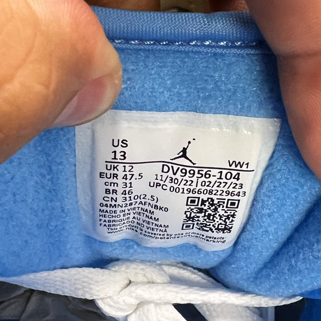 Jordan 2 Retro Low UNC 13 (Lightly Worn Pre-Owned)JordanWhite/University Blue-Cement Grey - Image 7