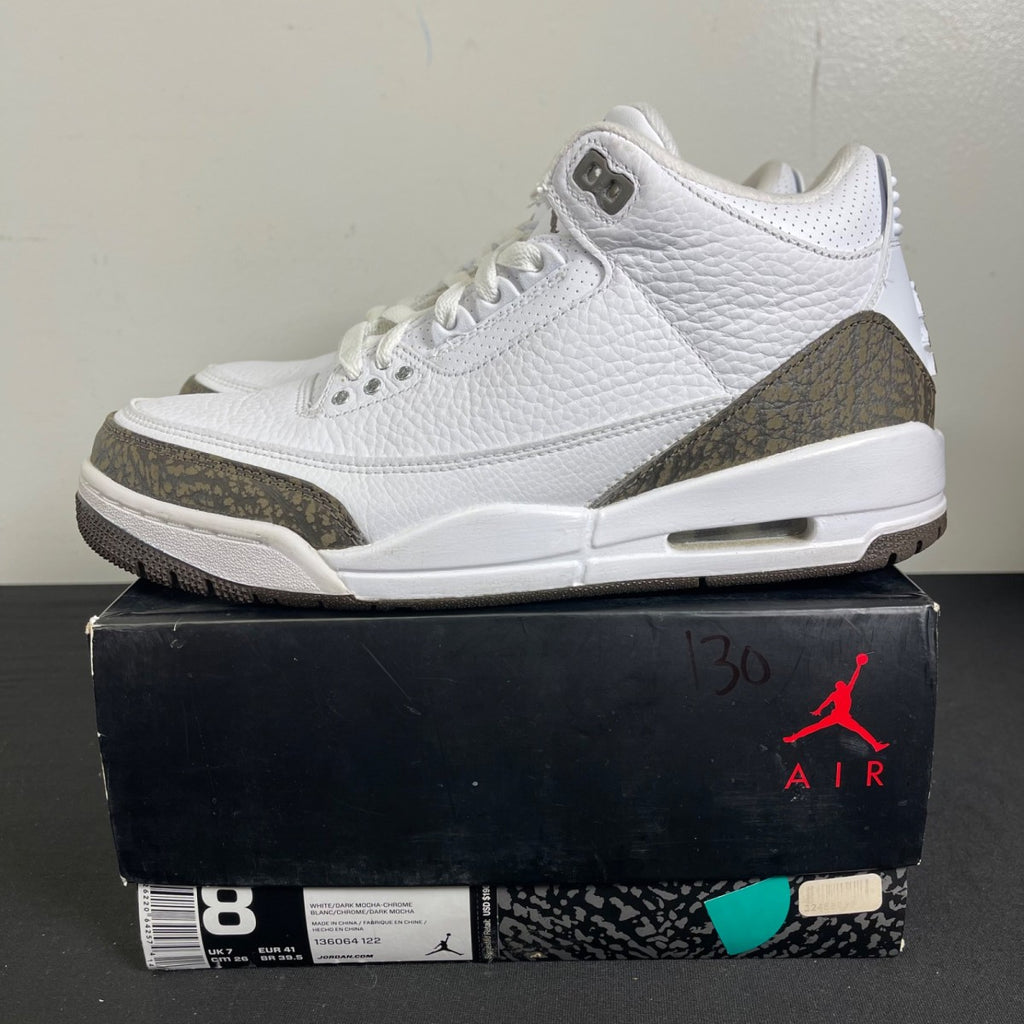 Jordan 3 Retro Mocha (2018) 8 (Moderately Worn Pre-Owned)JordanWhite/Dark Mocha-Chrome - Image 3